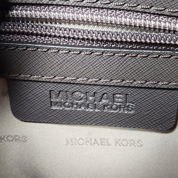 Authentic - Michael Kors Selma Studded Crossbody Saffiano Leather- PRICE IS FIRM - Picture 9 of 15